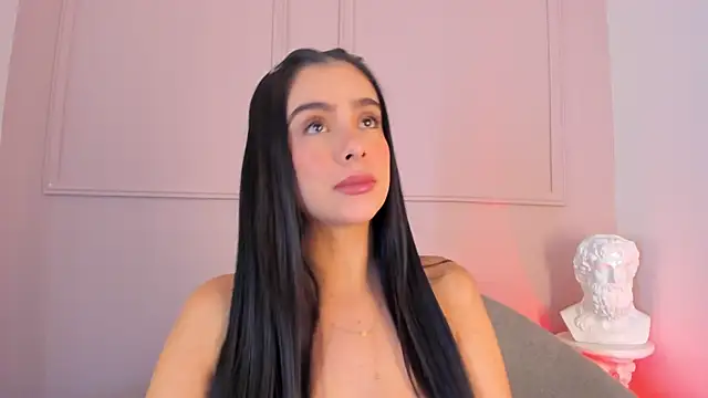 victoria milann online show from November 2025 03:34:02 PM