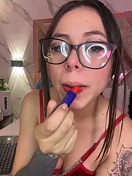 sarawiliamx online show from May 2026 04:30:01 AM