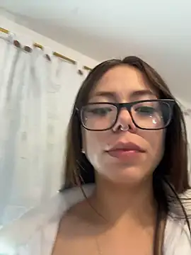 sarawiliamx online show from January 2026 10:47:01 PM