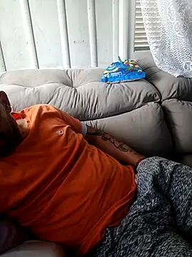 KAZADO LIBERAL online show from November 2025 03:05:01 PM