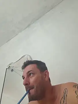 KAZADO LIBERAL online show from October 2025 03:46:02 PM