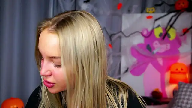 AftonConnett online show from October 2025 01:02:02 AM