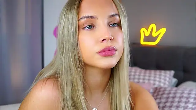 AftonConnett online show from October 2025 01:06:02 AM