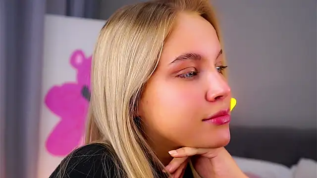 AftonConnett online show from November 2025 01:04:02 AM