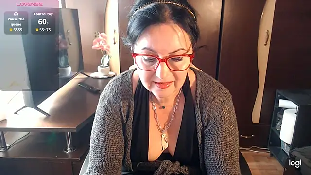 exymilf  online show from October 2025 09:42:02 AM