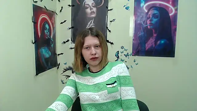 Snapshot of StellaCRL chatting on March 2025 07:22:01 AM StellaCRL online show from March 2025 07:22:01 AM