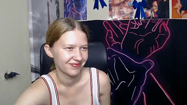 Snapshot of StellaCRL chatting on June 2026 06:32:02 AM StellaCRL online show from June 2026 06:32:02 AM