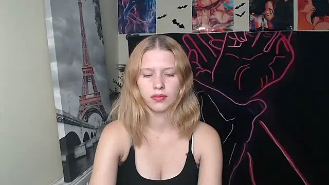 Snapshot of StellaCRL chatting on October 2025 05:37:02 PM StellaCRL online show from October 2025 05:37:02 PM