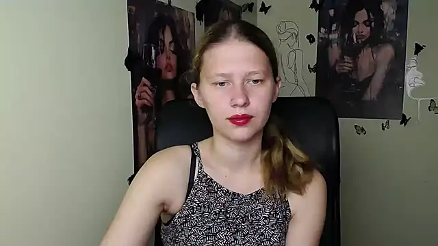 Snapshot of StellaCRL chatting on June 2026 06:34:01 AM StellaCRL online show from June 2026 06:34:01 AM