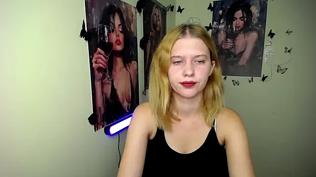 Snapshot of StellaCRL chatting on October 2025 06:09:01 PM StellaCRL online show from October 2025 06:09:01 PM