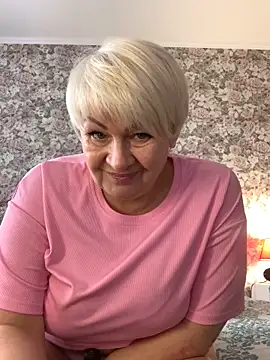 Snapshot of Laura_Millf chatting on March 2025 07:27:02 AM Laura Millf online show from March 2025 07:27:02 AM