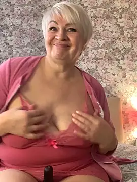 Snapshot of Laura_Millf chatting on March 2025 07:41:01 AM Laura Millf online show from March 2025 07:41:01 AM