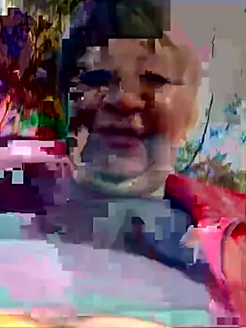 Snapshot of Laura_Millf chatting on September 2025 12:44:02 PM Laura Millf online show from September 2025 12:44:02 PM