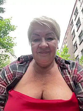 Laura Millf online show from June 2026 10:37:02 AM