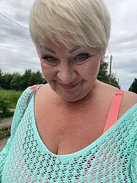Laura Millf online show from July 2026 09:42:01 AM