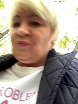 Snapshot of Laura_Millf chatting on September 2025 12:01:01 PM Laura Millf online show from September 2025 12:01:01 PM