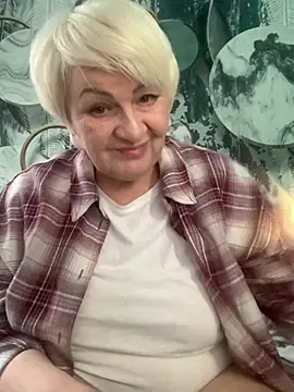 Laura Millf online show from February 2026 01:41:02 PM