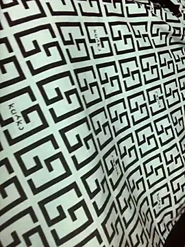 Snapshot of Laura_Millf chatting on November 2025 01:38:01 PM Laura Millf online show from November 2025 01:38:01 PM