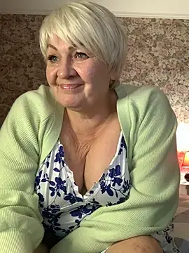 Snapshot of Laura_Millf chatting on March 2025 05:39:01 PM Laura Millf online show from March 2025 05:39:01 PM