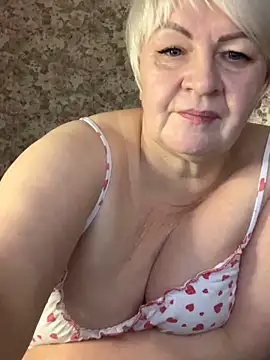 Snapshot of Laura_Millf chatting on March 2025 01:04:01 PM Laura Millf online show from March 2025 01:04:01 PM