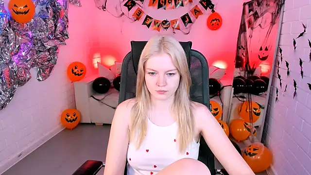 GraceGlamour online show from October 2025 05:06:02 AM