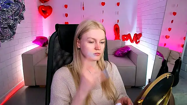 Snapshot of GraceGlamour chatting on March 2025 11:23:01 AM GraceGlamour online show from March 2025 11:23:01 AM