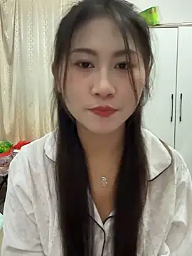 Snapshot of 00houBainiangzi chatting on December 2024 08:15:02 PM 00houBainiangzi online show from December 2024 08:15:02 PM