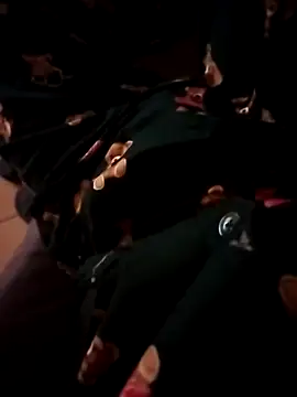 ptrz990 online show from November 2025 09:37:01 PM