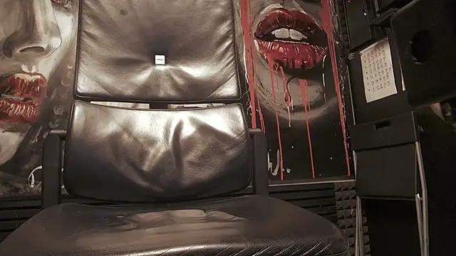 dani4334 online show from December 2025 05:41:01 AM