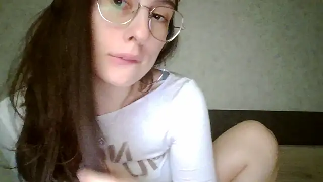 briannababy  online show from April 2026 07:33:02 PM