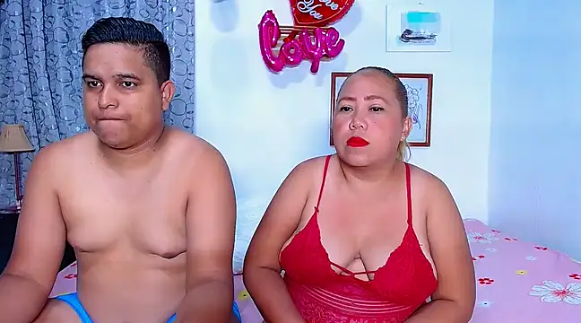 lucasandSofi online show from March 2025 06:00:01 PM