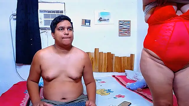 lucasandSofi online show from July 2026 01:52:02 PM