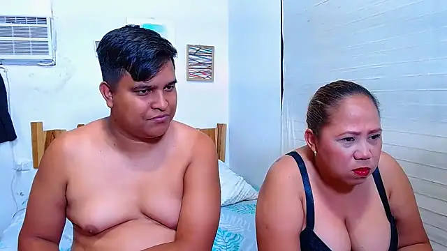 lucasandSofi online show from March 2026 09:30:01 PM
