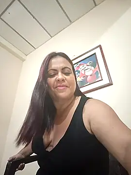 Youmilfsexy online show from March 2025 02:17:01 AM