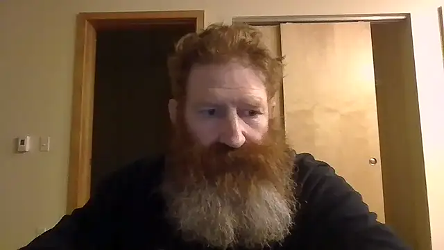 Snapshot of Redfurr69 chatting on October 2025 06:25:02 AM Redfurr69 online show from October 2025 06:25:02 AM