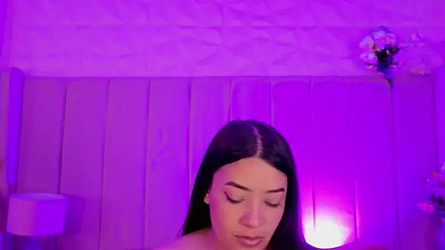 MollyBigBoobs12 online show from May 2026 09:18:01 PM