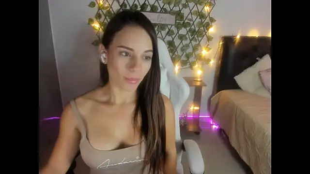 Sara lopez 28 online show from November 2025 11:58:02 AM