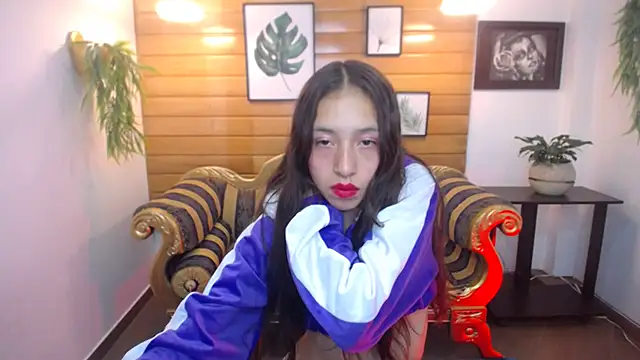 Snapshot of Valeria_roussi chatting on February 2025 08:49:01 PM Valeria roussi online show from February 2025 08:49:01 PM