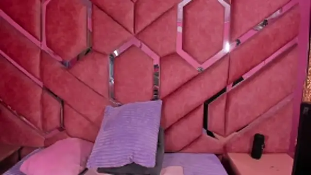 Eimy Sexy  online show from April 2026 01:45:02 PM