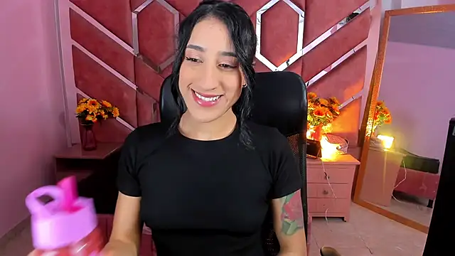 Eimy Sexy  online show from June 2026 01:11:02 PM