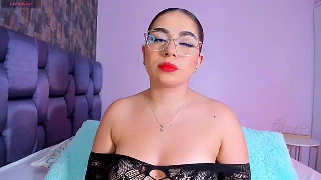 Snapshot of IsabellaAnngel chatting on September 2025 12:36:01 AM IsabellaAnngel online show from September 2025 12:36:01 AM