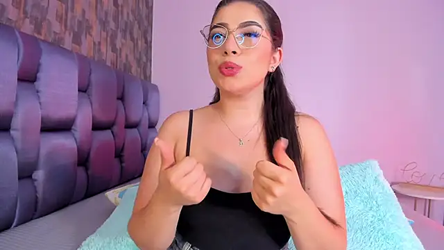 Snapshot of IsabellaAnngel chatting on September 2025 06:18:02 PM IsabellaAnngel online show from September 2025 06:18:02 PM