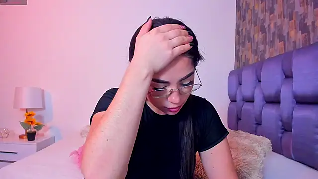 Snapshot of IsabellaAnngel chatting on February 2025 01:37:01 AM IsabellaAnngel online show from February 2025 01:37:01 AM