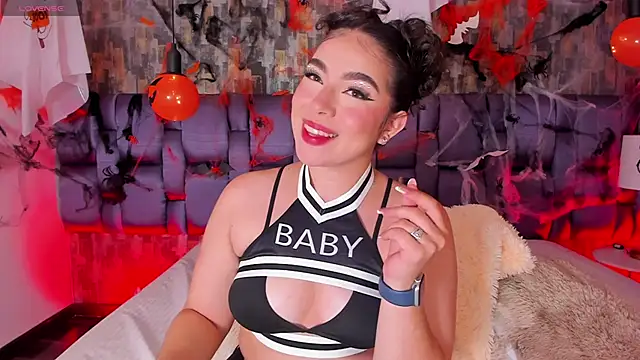 IsabellaAnngel online show from October 2025 01:48:01 AM