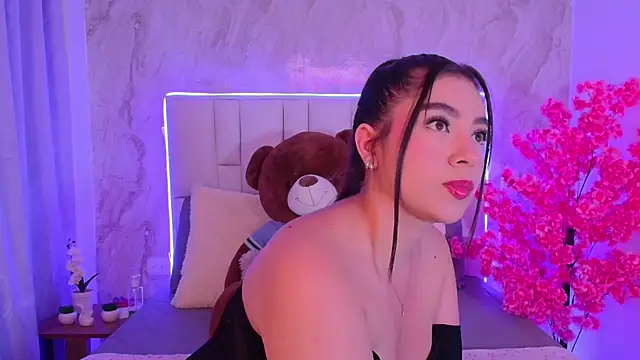 IsabellaAnngel online show from May 2026 12:51:01 AM