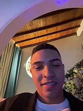 Thiago Santo  online show from January 2025 08:13:02 AM