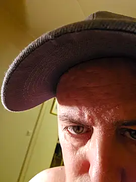 HeteroHotGuy1 online show from January 2025 02:25:01 AM