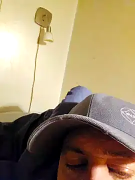 HeteroHotGuy1 online show from January 2025 04:02:02 PM