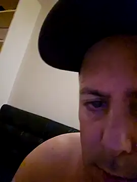 HeteroHotGuy1 online show from September 2025 03:12:02 AM