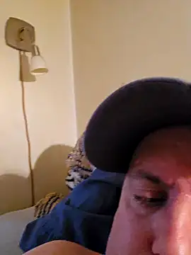 HeteroHotGuy1 online show from January 2025 10:05:02 AM